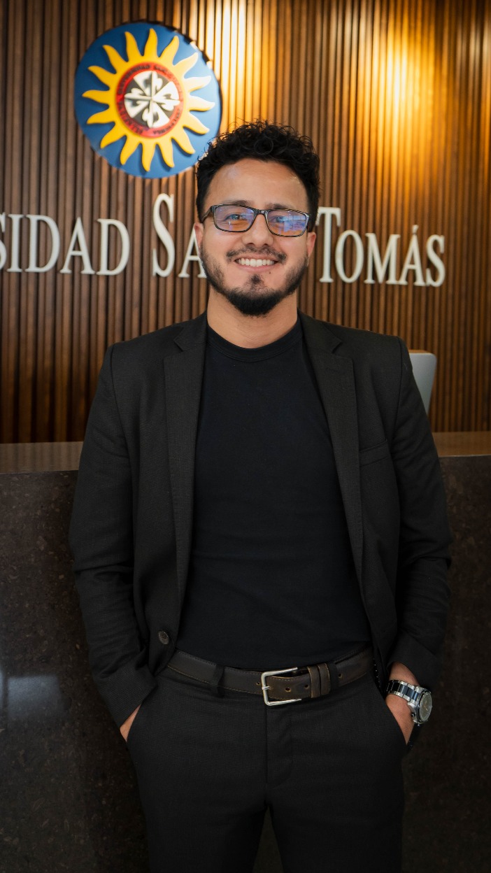 Andrés Julián Alba Gualteros